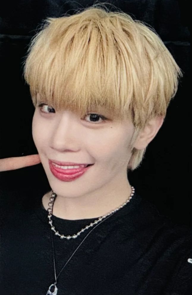 Ktown4u 1.0 Digipack Ver. - Preorder