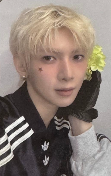 Yeosang ATEEZ photocard 100,000 KRW Benefit