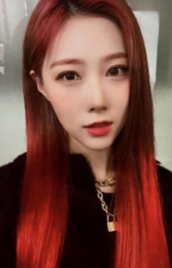 Handong Dreamcatcher photocard from Set C