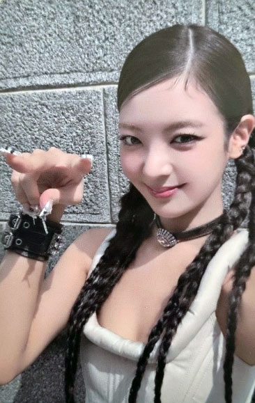 Selfie Photocard A