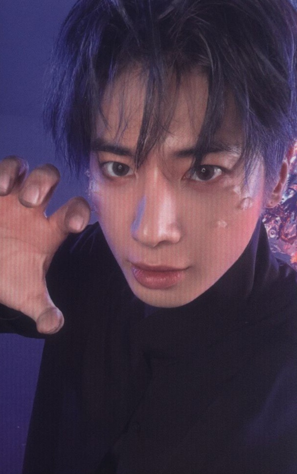 Taehyun TXT photocard - Starkissed Selfie Photocard C