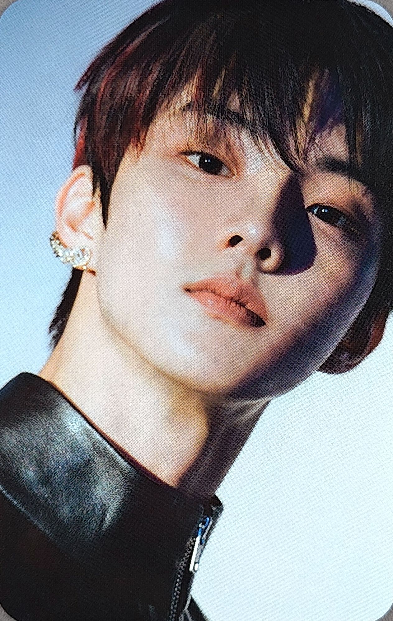 Q THE BOYZ photocard from Official Photocard