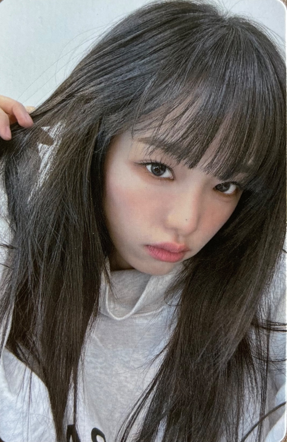 Yena Yena photocard from Photocard