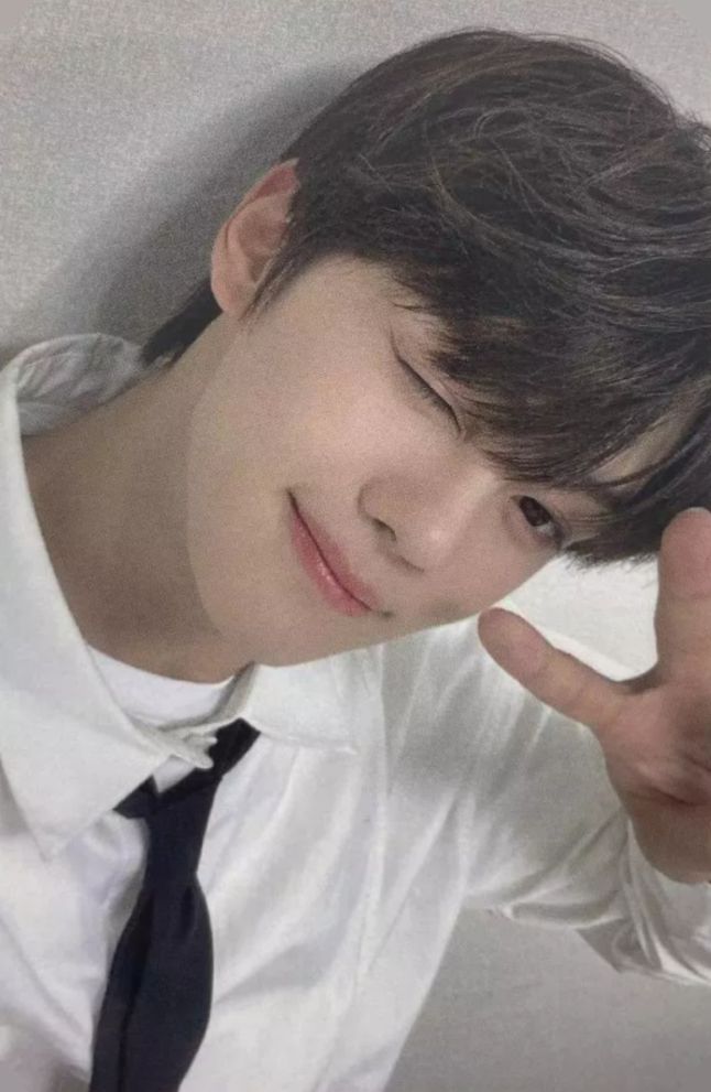 Mwave 2.0 Giveaway Event