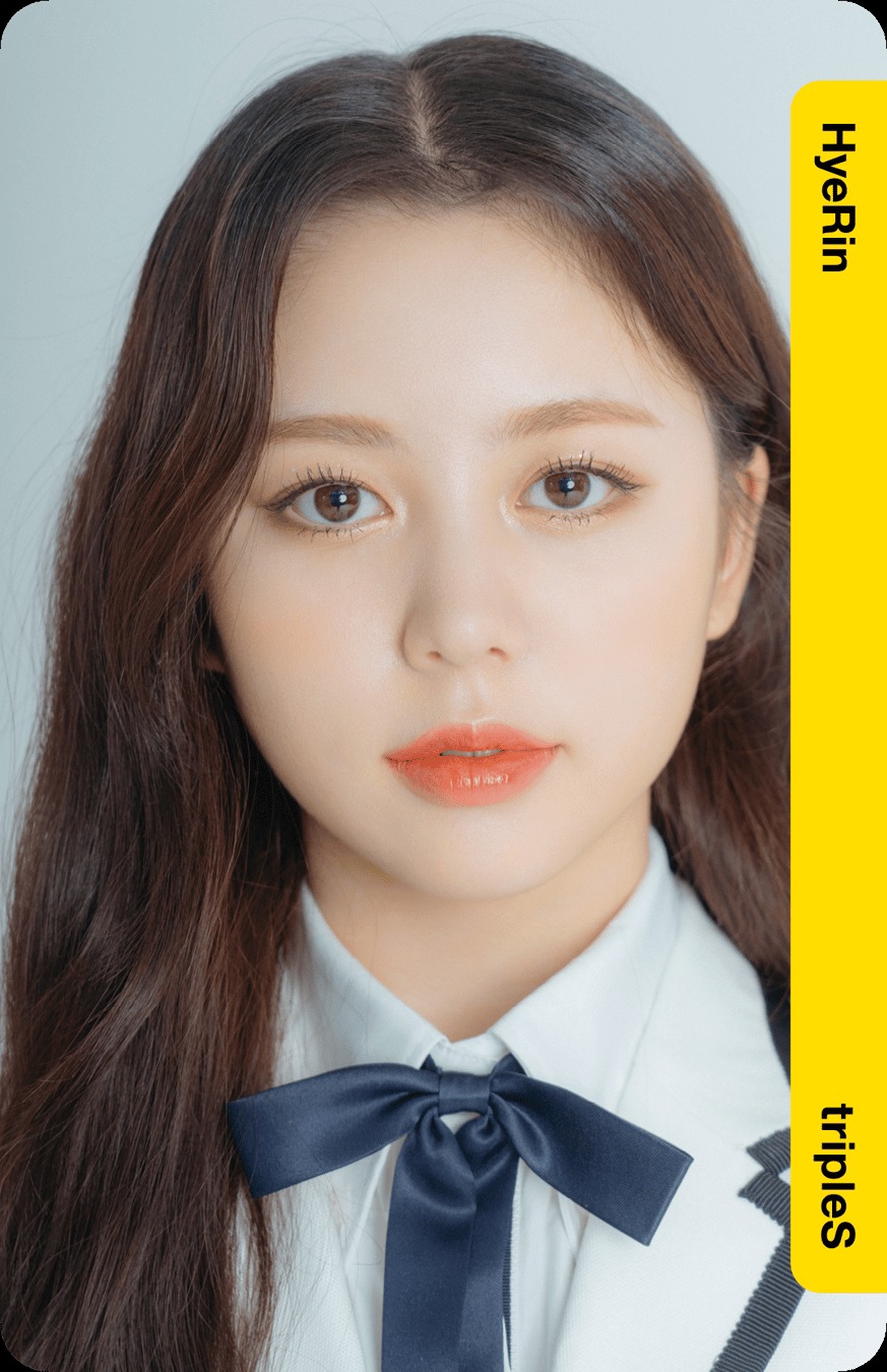 Hyerin tripleS photocard from Objekt - 1st Edition