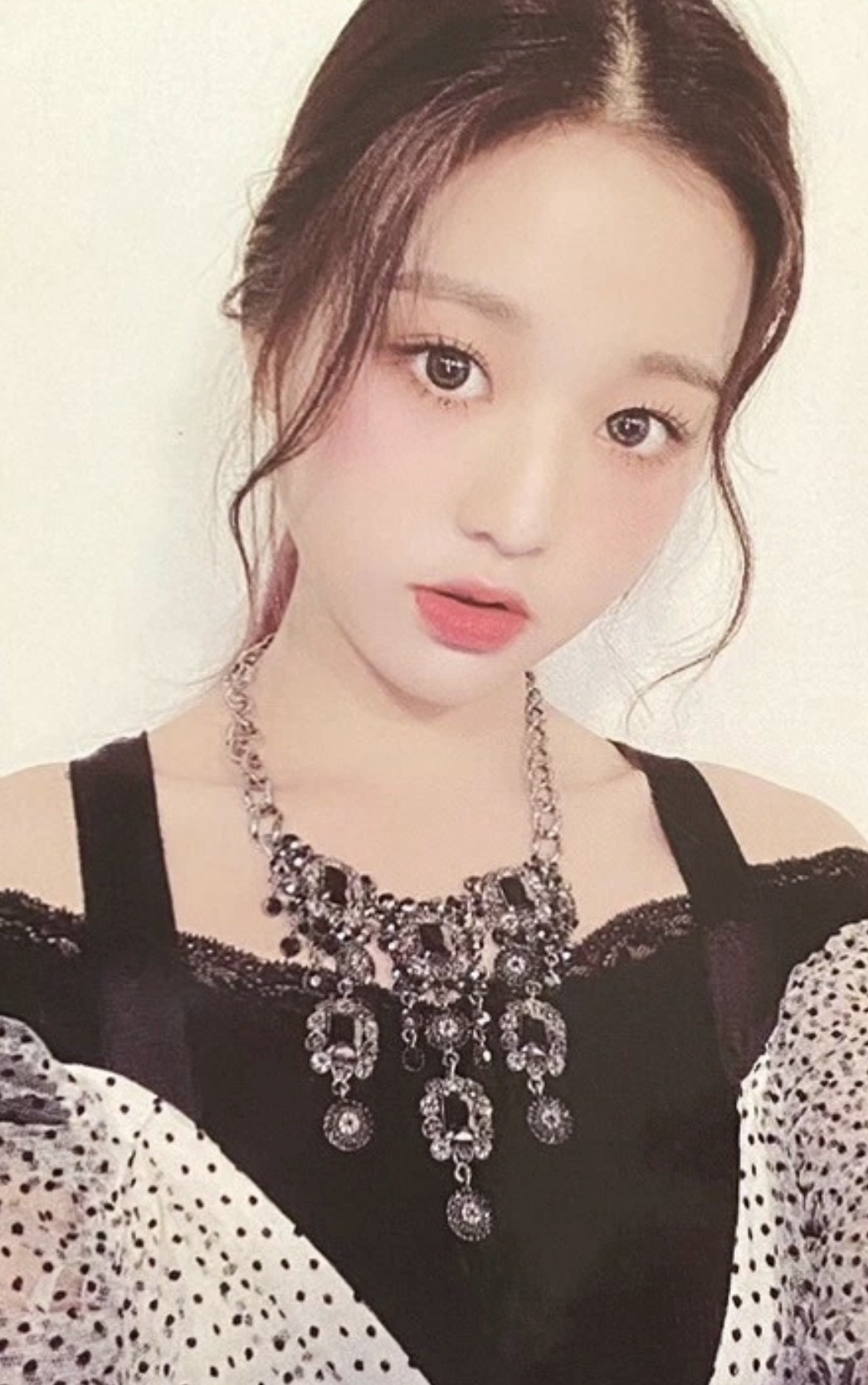 Wonyoung IZ*ONE photocard from Photocard