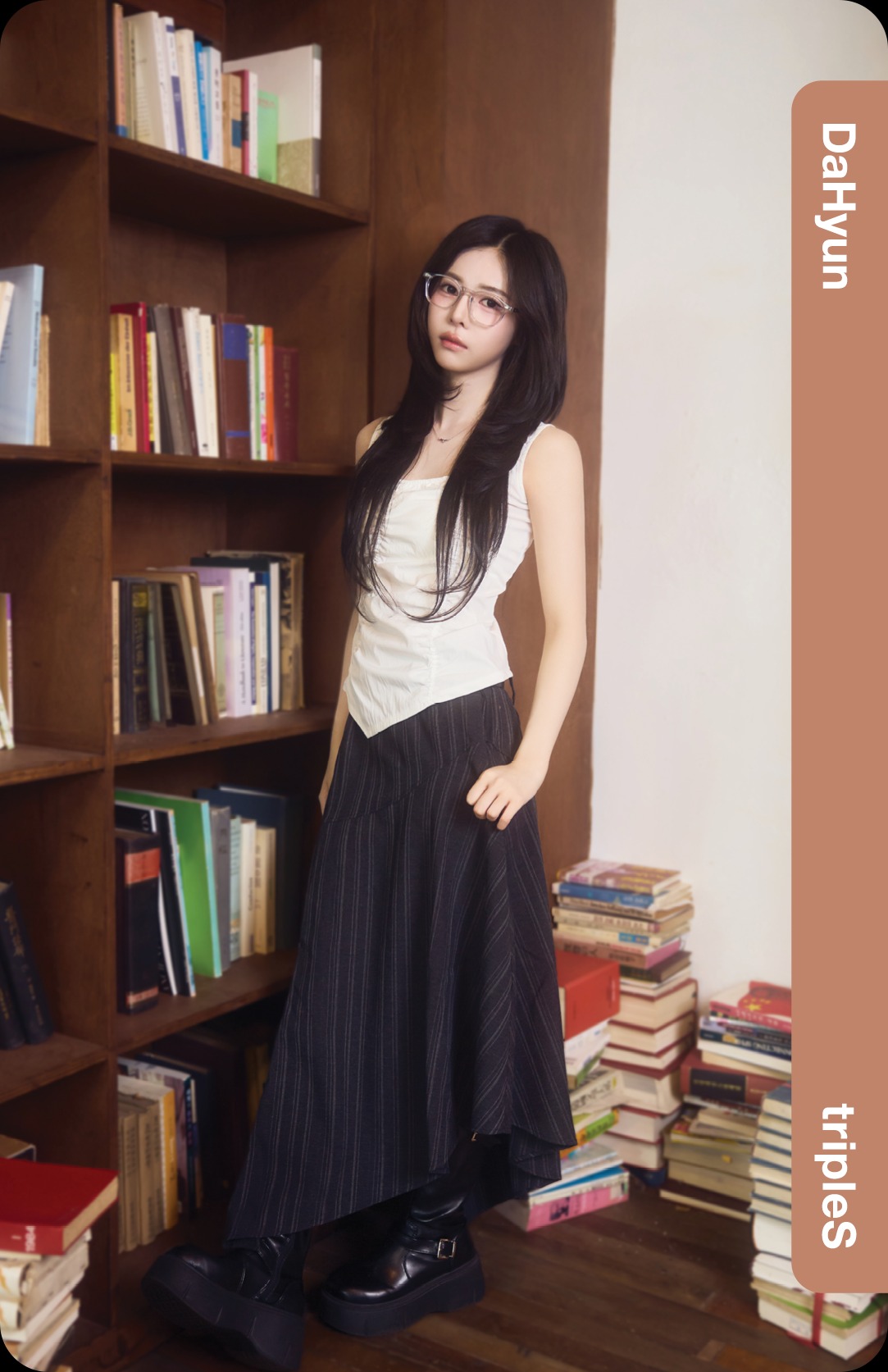Dahyun tripleS photocard - LOVE&POP pt.1 Showcase Objekt Pack