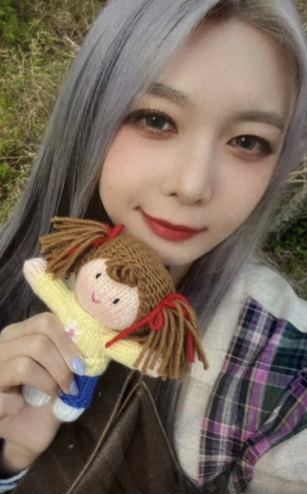 Dami Dreamcatcher photocard from Selfie Photocard