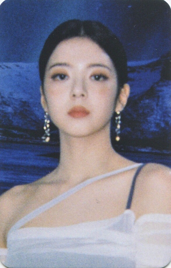 LIA ITZY photocard from Lucky Draw