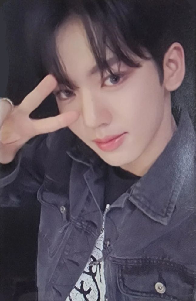 Jump Up 2.0 Artbook Ver. LD