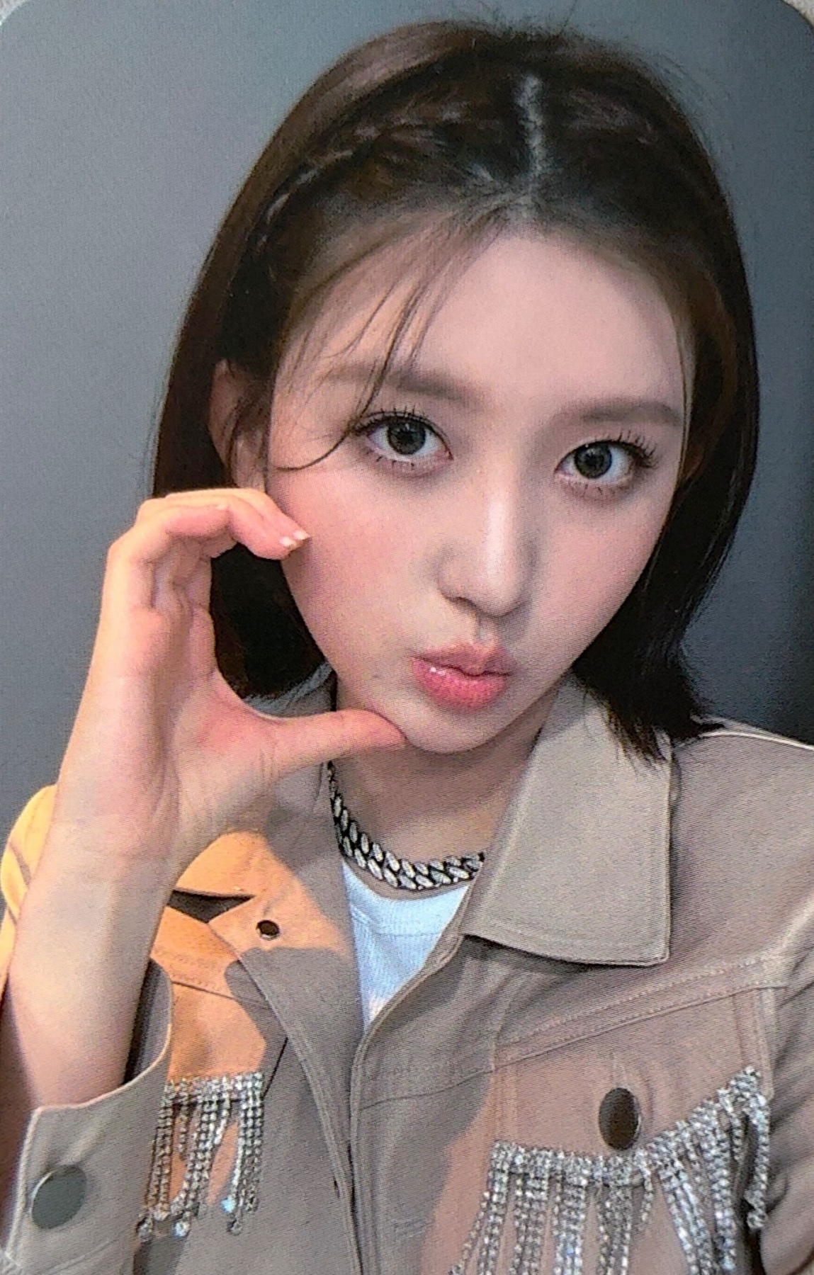 Gaeul IVE photocard from Benefit