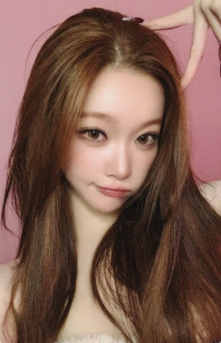 Tsuki Billlie photocard from Preorder