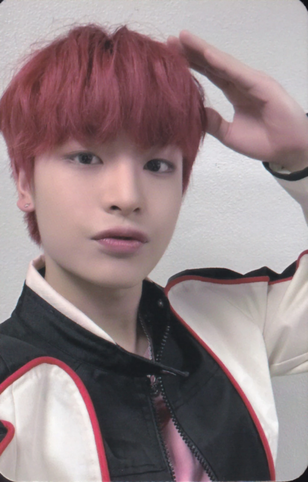 Yechan xikers photocard from Offline