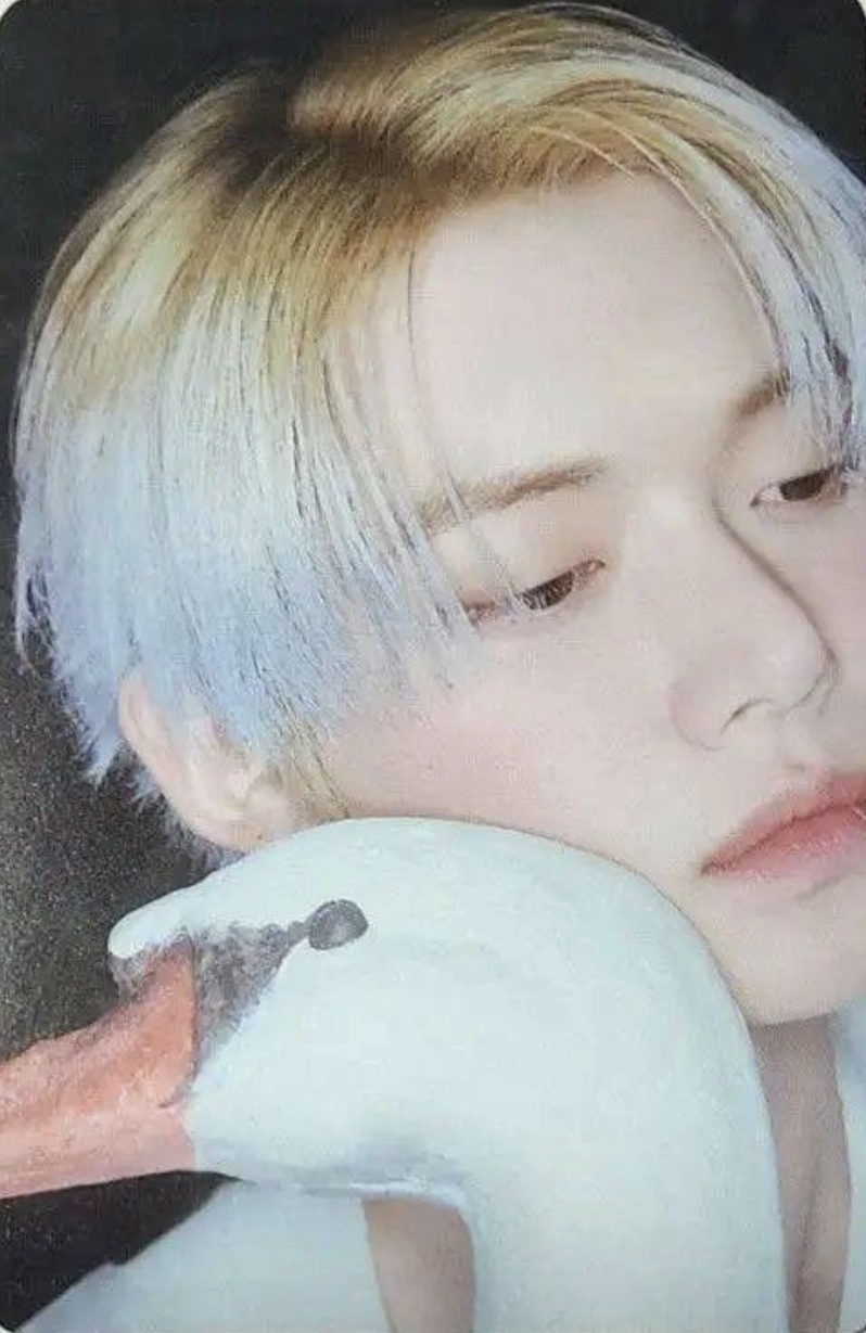 Yeonjun TXT photocard - Starkissed Photocard