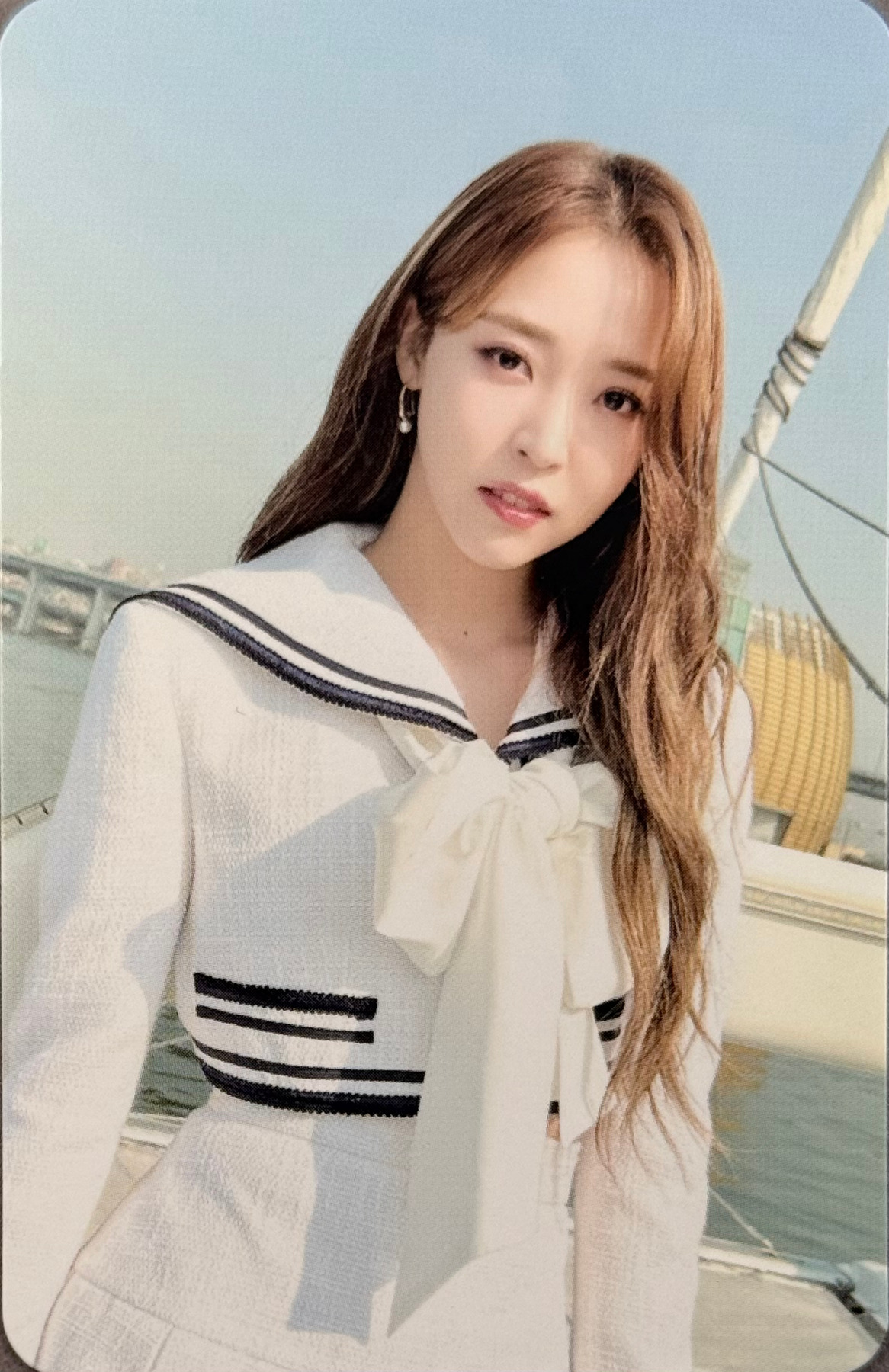 Moonbyul MAMAMOO photocard from Bizent Benefit