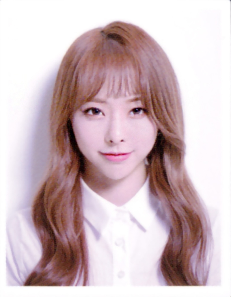 2018 'LOONABIRTH' Concert ID Photo Set