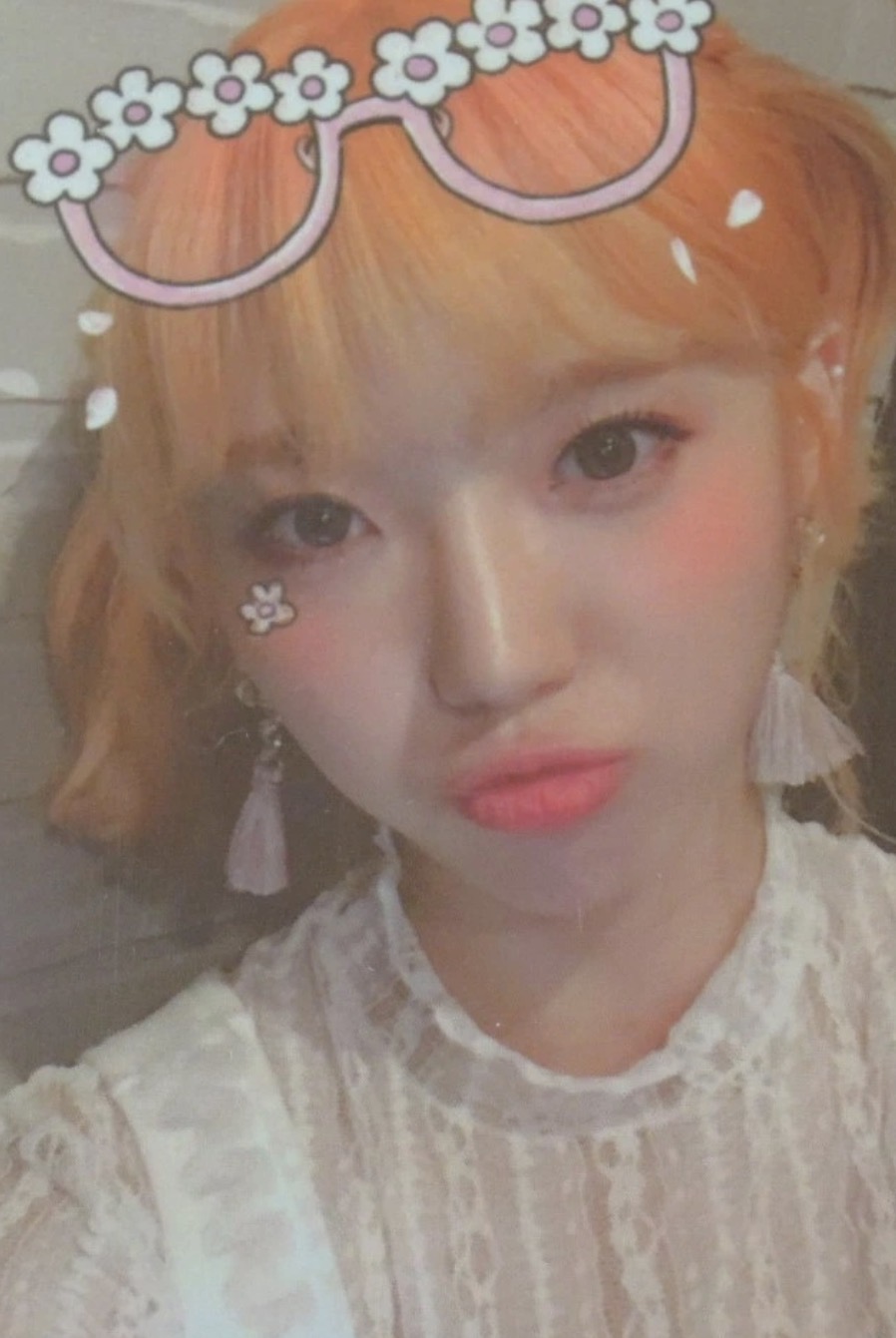 Luda Cosmic Girls photocard - HAPPY MOMENT Benefit