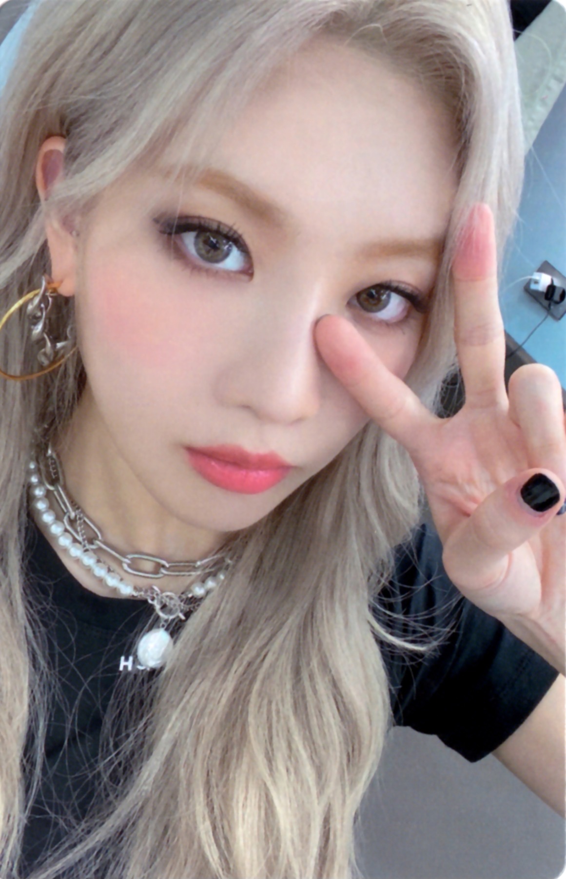 Kim Lip