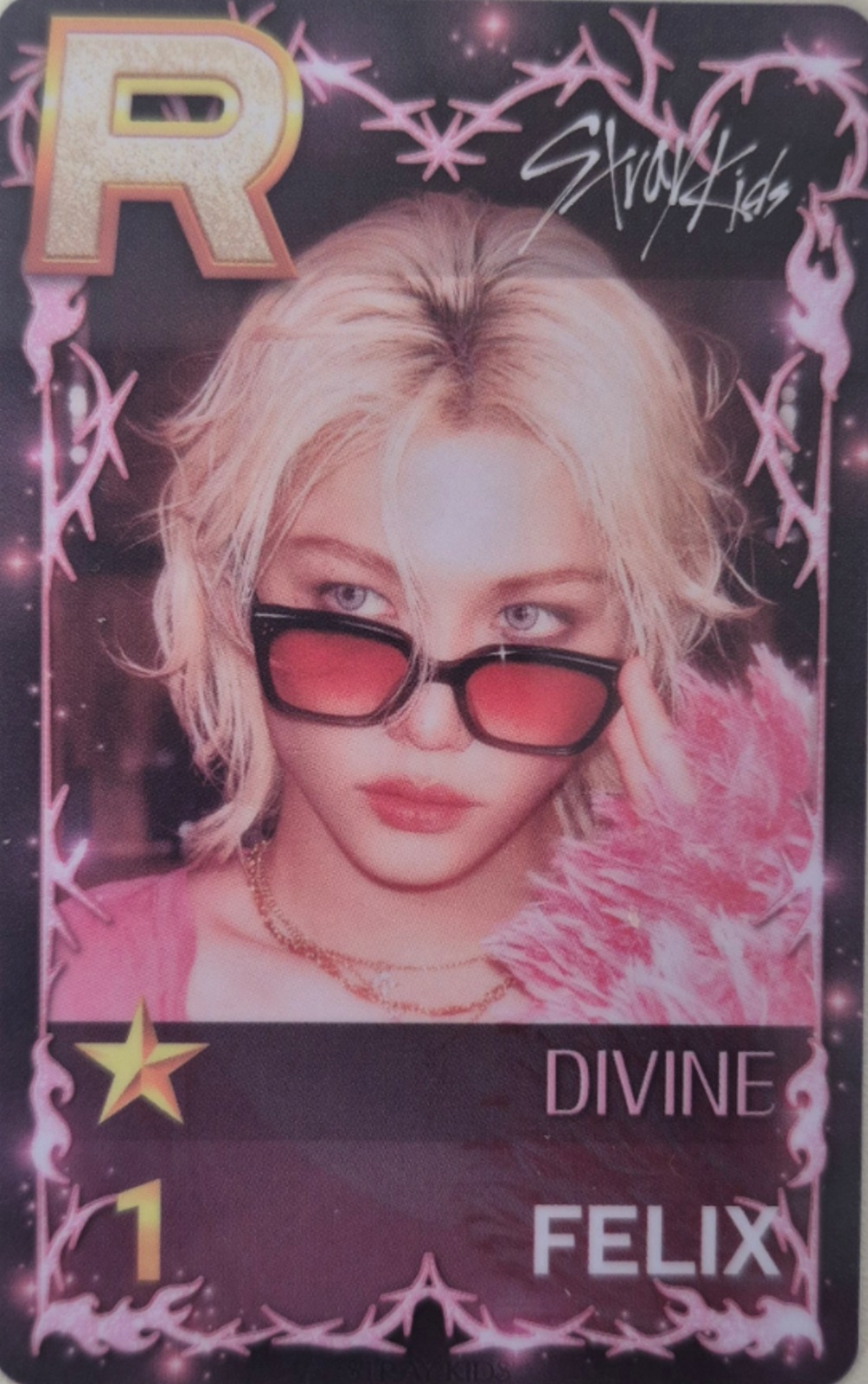 SUPERSTAR POP-UP 𝑺𝑻𝑨𝑹+𝑰𝑵𝑮 : 𝑪𝒉𝒓𝒊𝒔𝒕𝒎𝒂𝒔 𝑩𝒆𝒂𝒓 Divine Limited Edition Set
