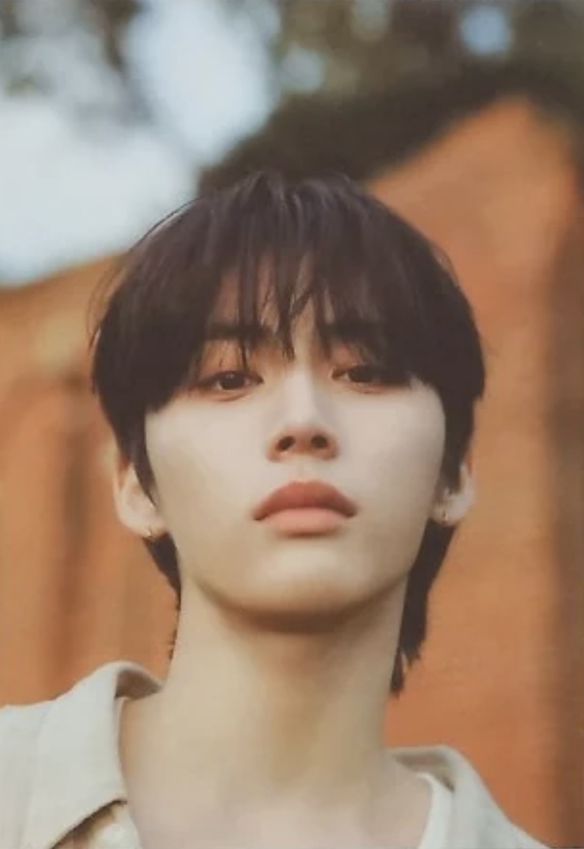 Taesan BOYNEXTDOOR photocard from Postcard