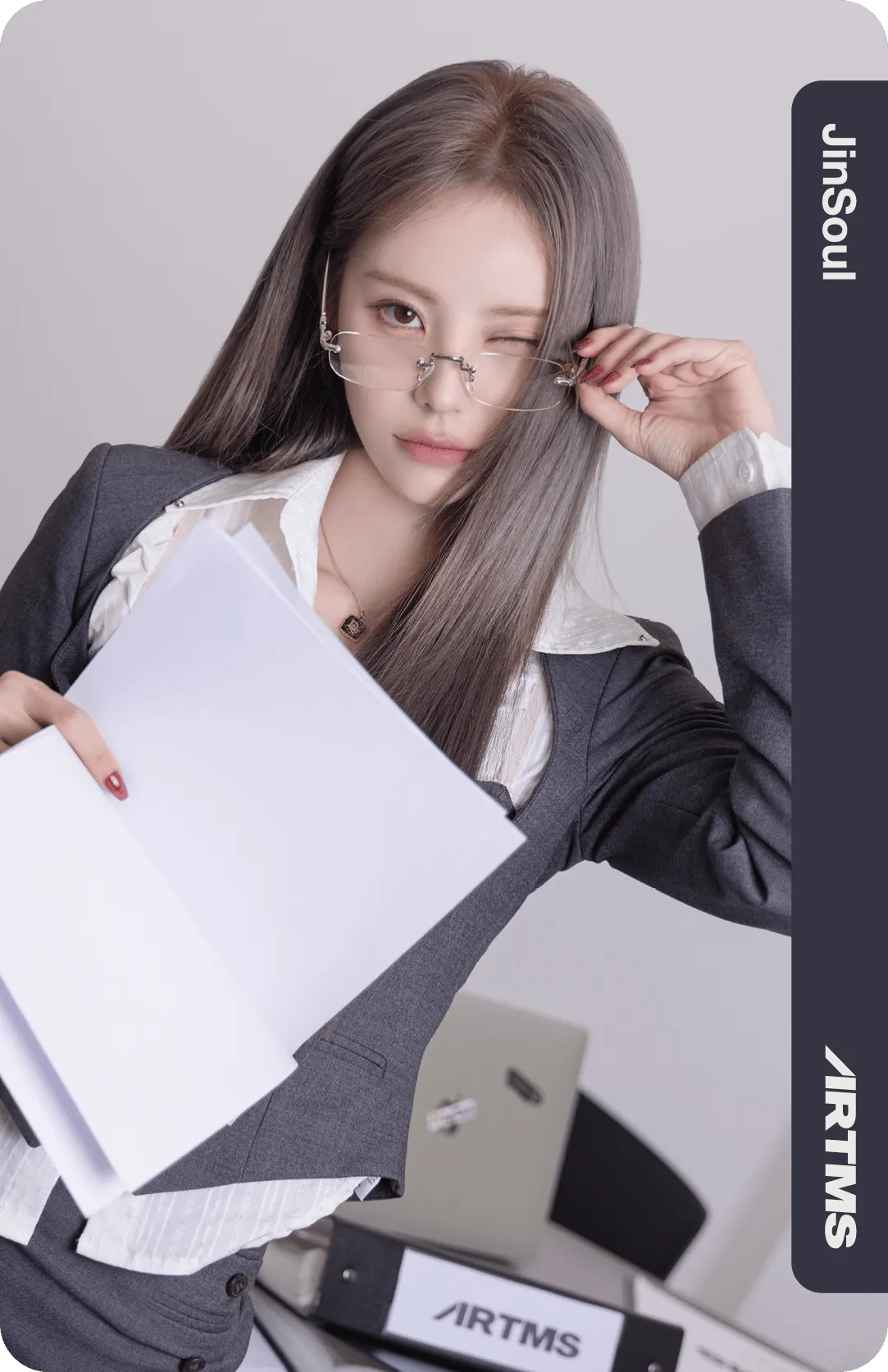 JinSoul ARTMS photocard - Club Icarus Showcase Objekt Pack