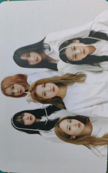 Photocard Set (Pre-Order Only)