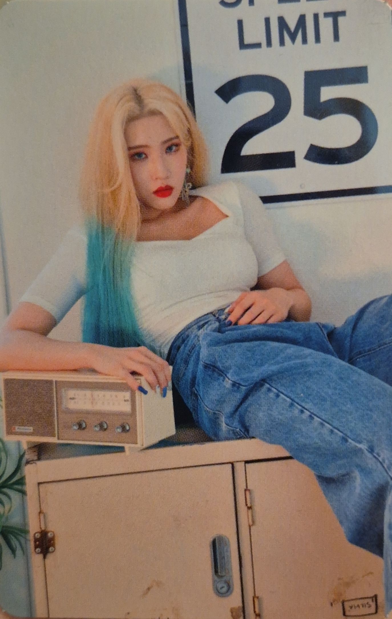 Hyunjung photocard