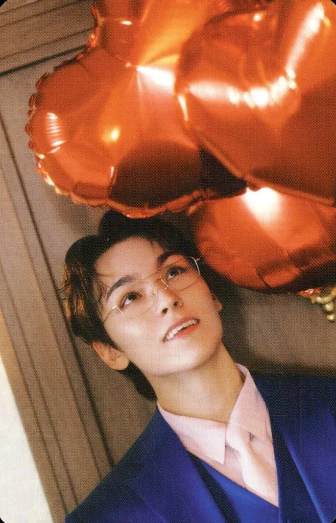 Vernon SEVENTEEN photocard - SPILL THE FEELS Booklet (Random Member set)