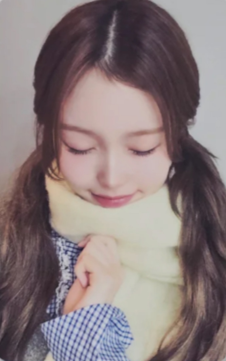 Everline LD 1.0 Photobook ver. Benefit