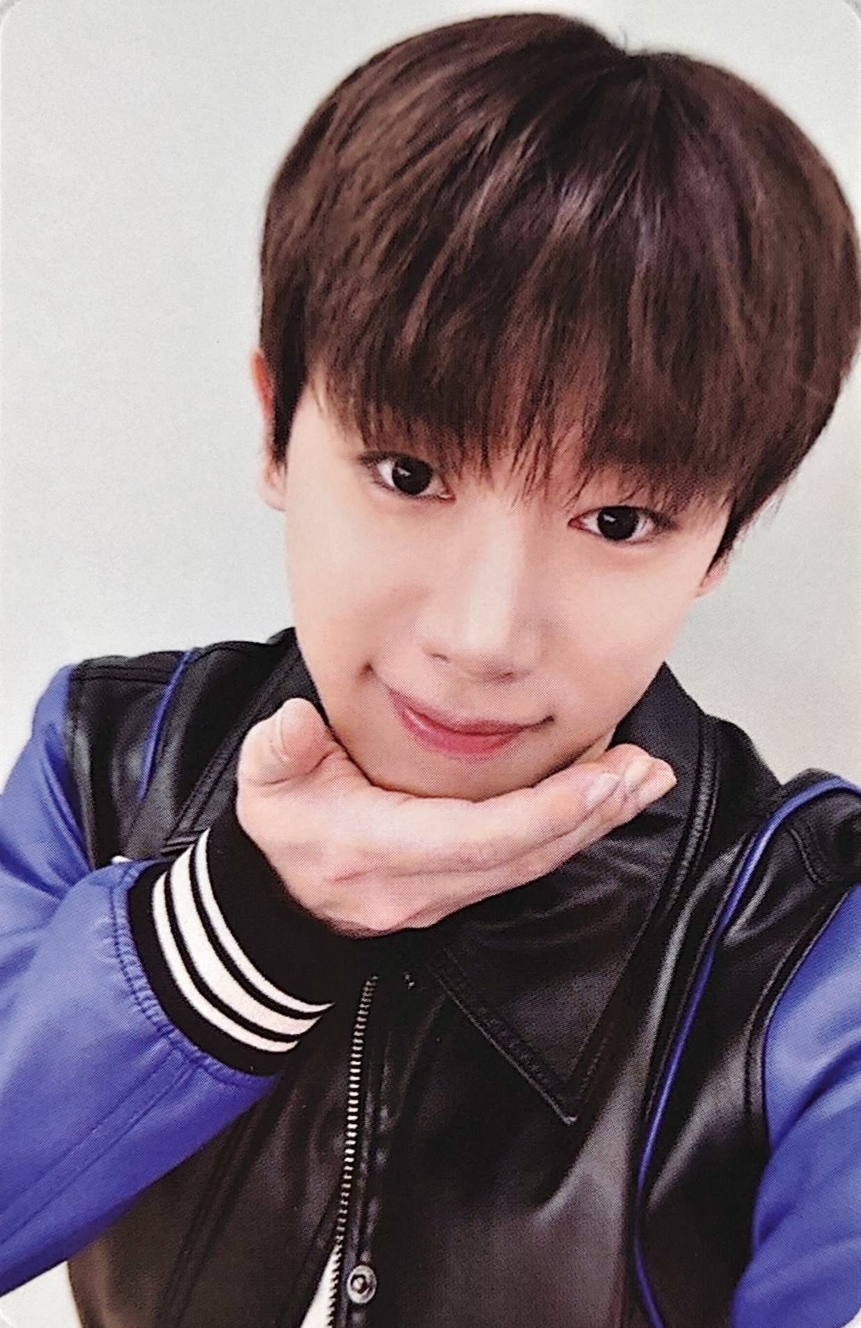 World Tour ‘STAY AWAKE’ in Seoul Photocard Set