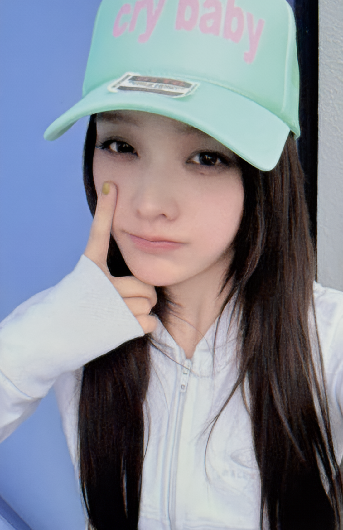 Iroha ILLIT photocard from Preorder