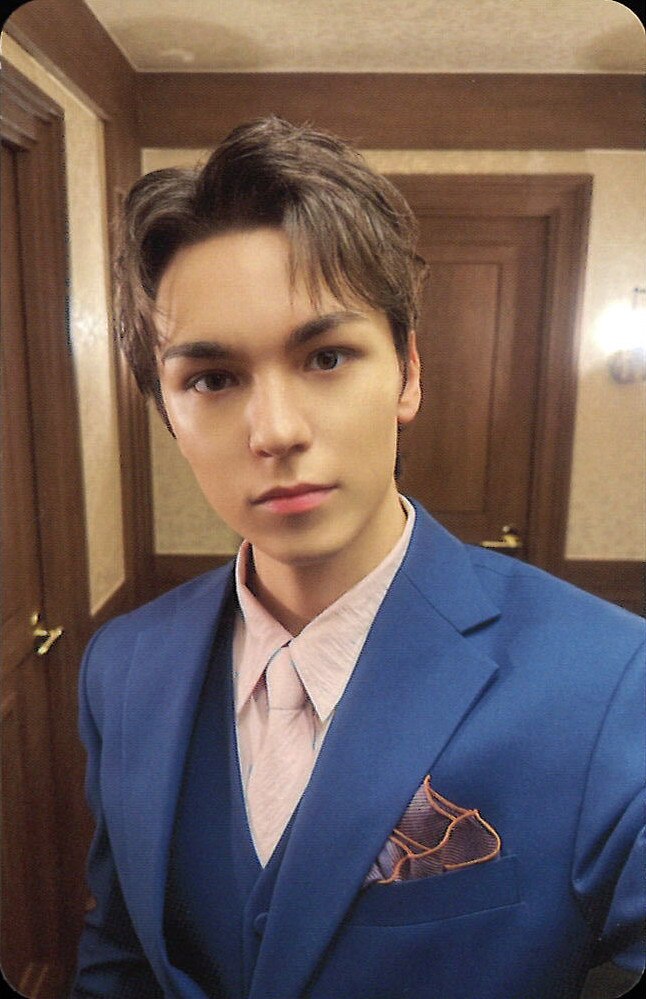 Vernon SEVENTEEN photocard - SPILL THE FEELS Photocard