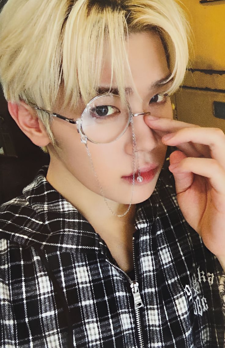 Withmuu 2.0 Photobook Ver. Preorder