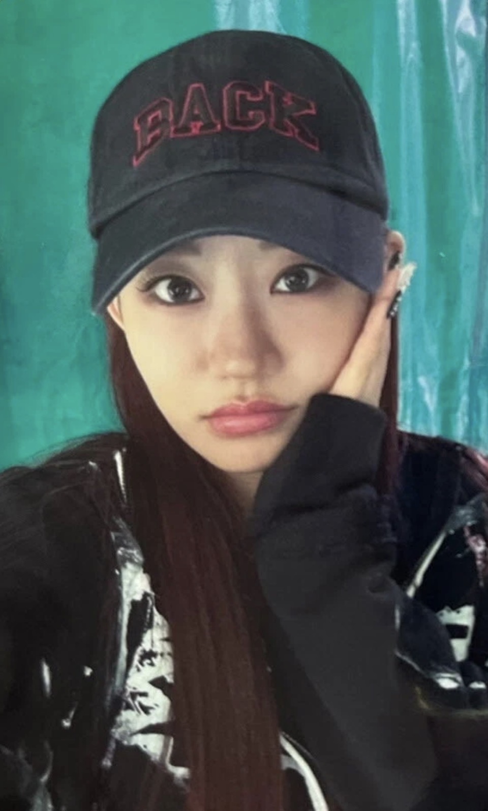 Julie KISS OF LIFE photocard from Preorder