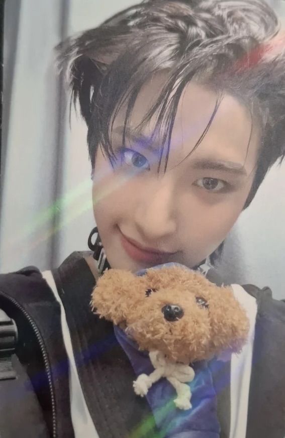 Seonghwa ATEEZ photocard from Benefit
