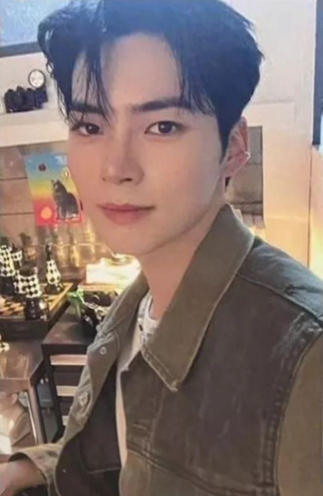 Tower Records 1.0 Preorder B