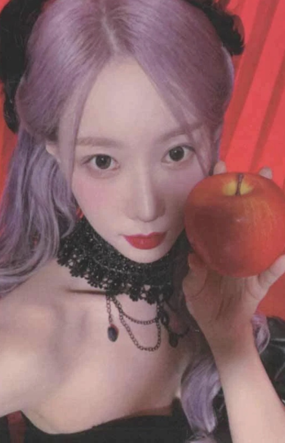 Handong Dreamcatcher photocard from Preorder Benefit