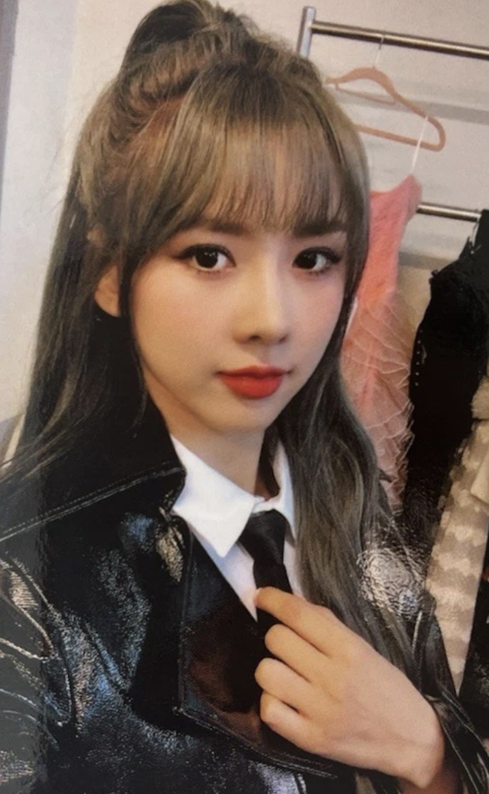 Yoohyeon Dreamcatcher photocard - Raid of dream Photocard