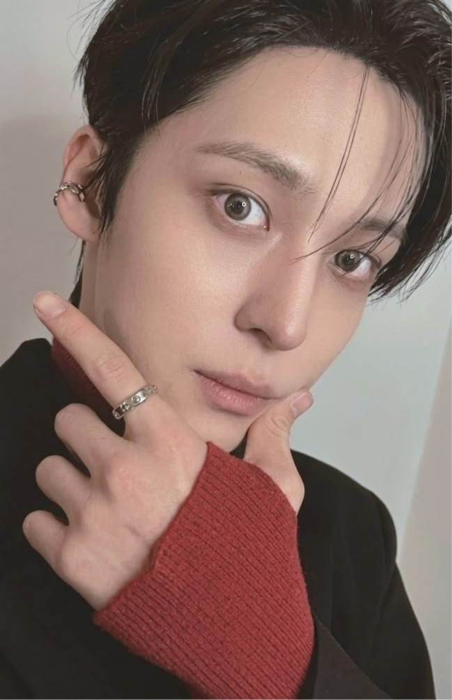 Yunho ATEEZ photocard from Photocard Z