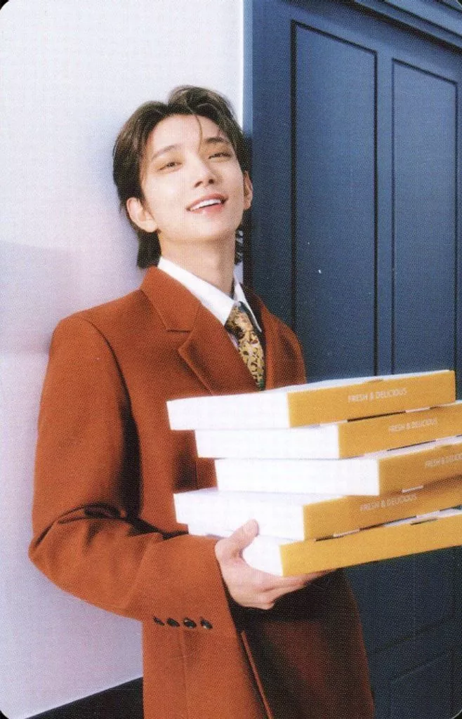 Joshua SEVENTEEN photocard - SPILL THE FEELS Booklet (Random Member set)