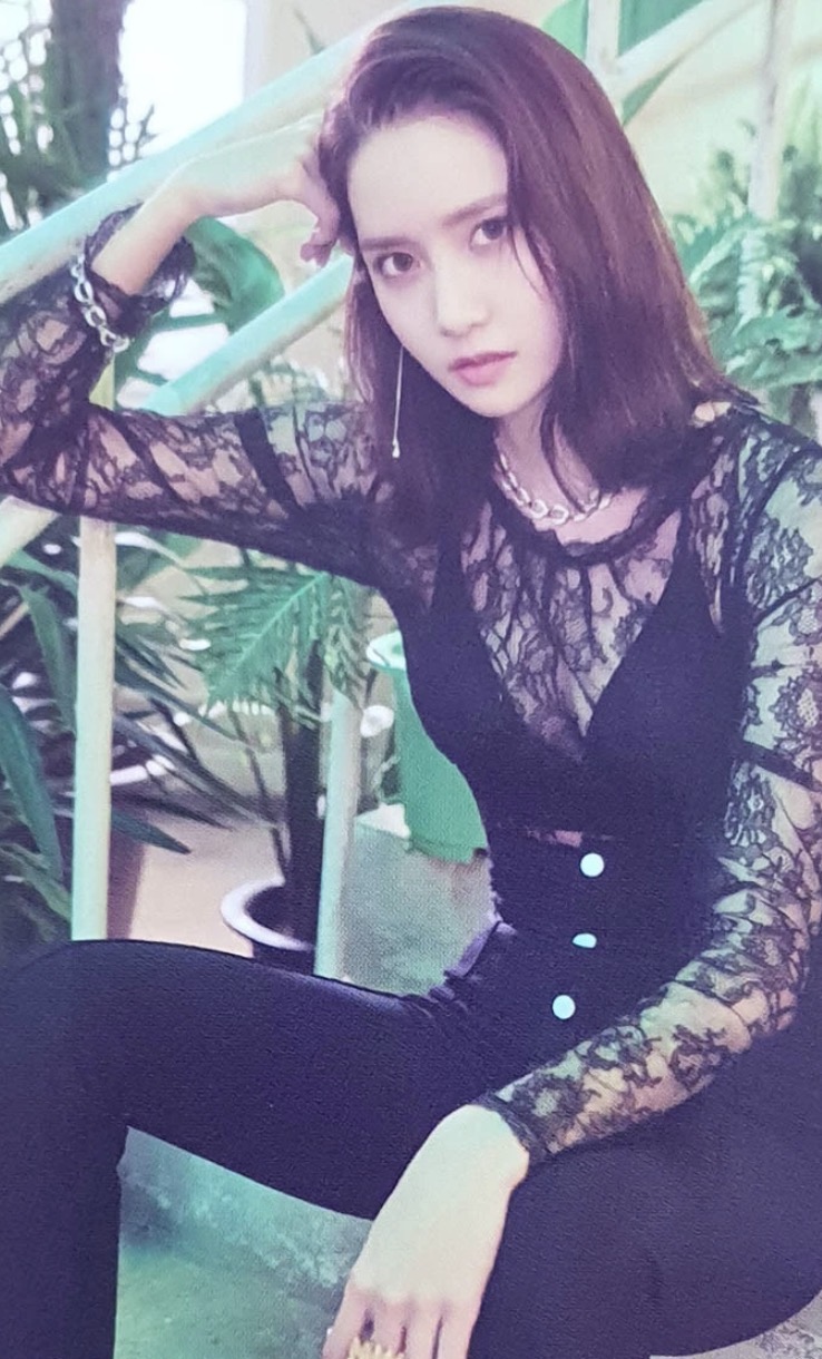Yoona Girls' Generation-Oh!GG photocard - Lil’ Touch Photocard