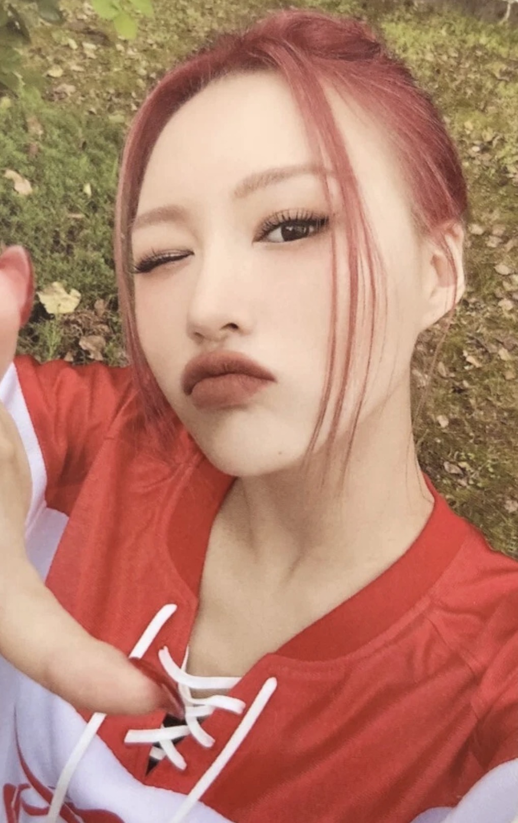 Siyeon Dreamcatcher photocard from [Dreams of Victory] Photocard Set