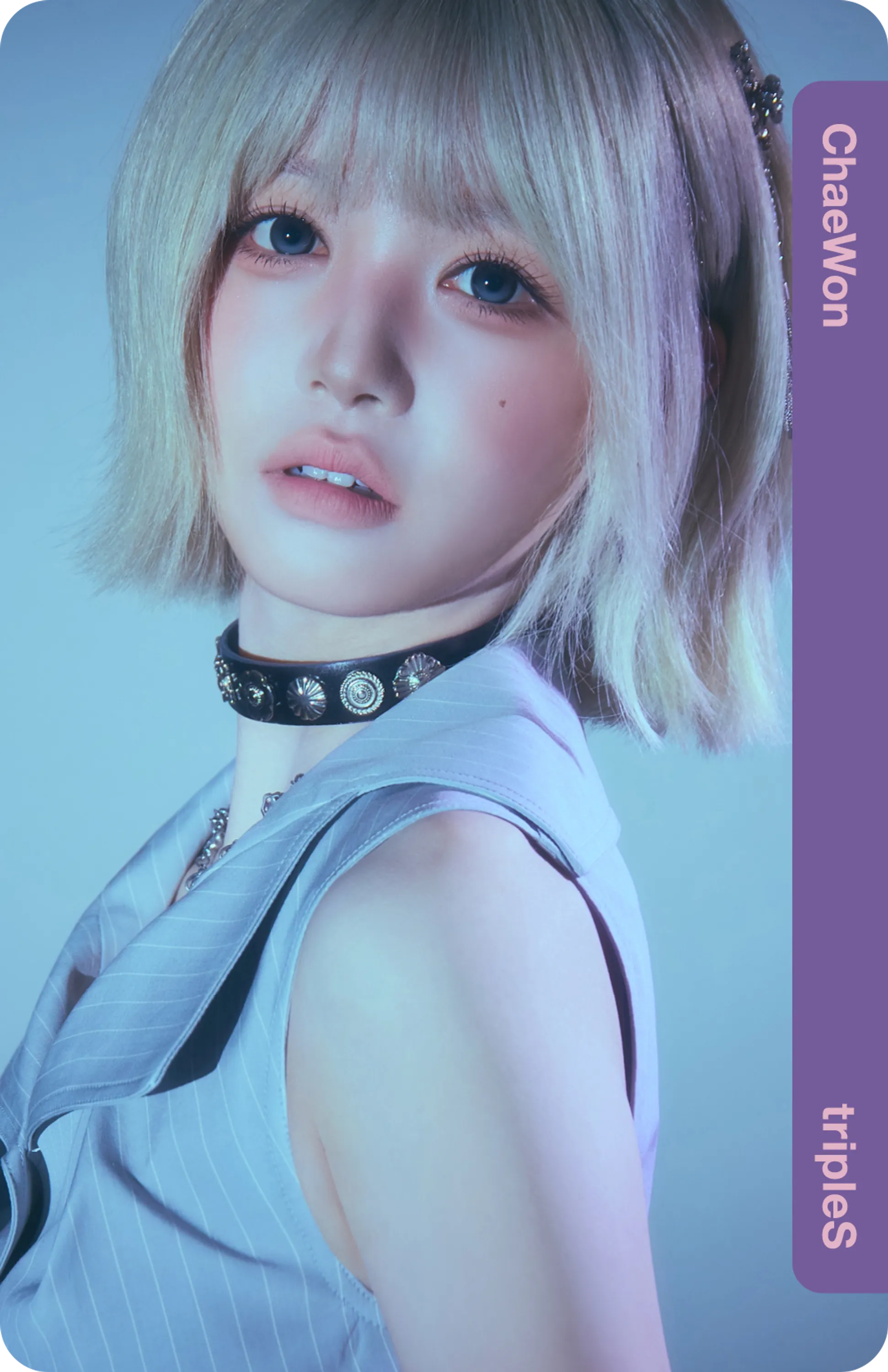 Chaewon tripleS photocard from Objekt Benefit