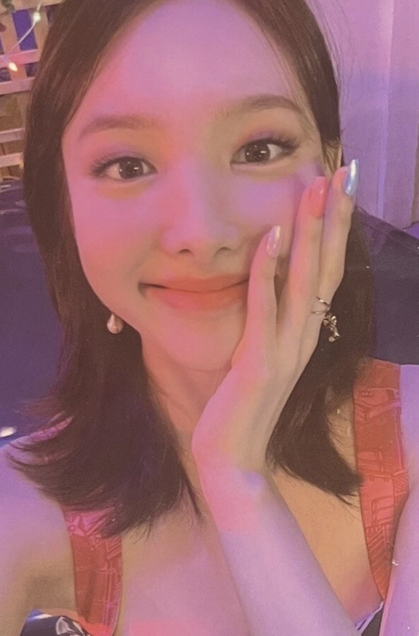 Nayeon TWICE photocard from Photocard