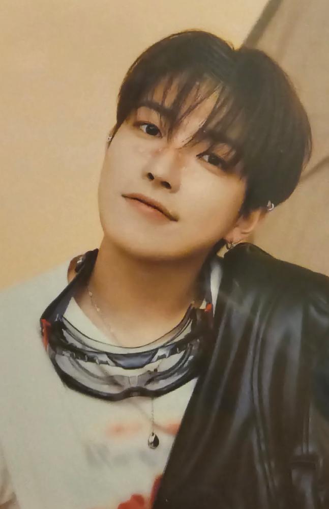 ANITEEZ in TREASURE Photo Package