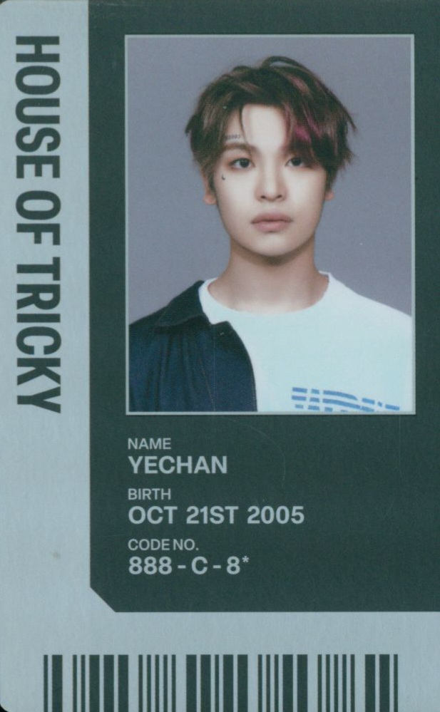 Yechan xikers photocard from ID Card