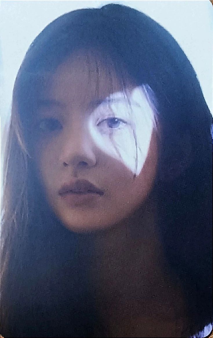 Minju ILLIT photocard from Preorder