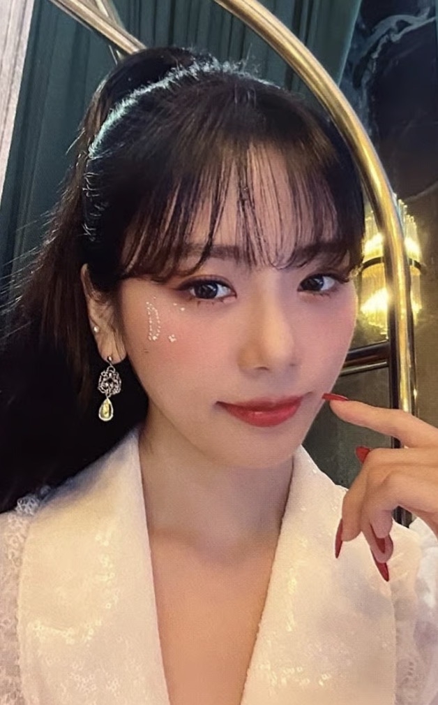 JiU