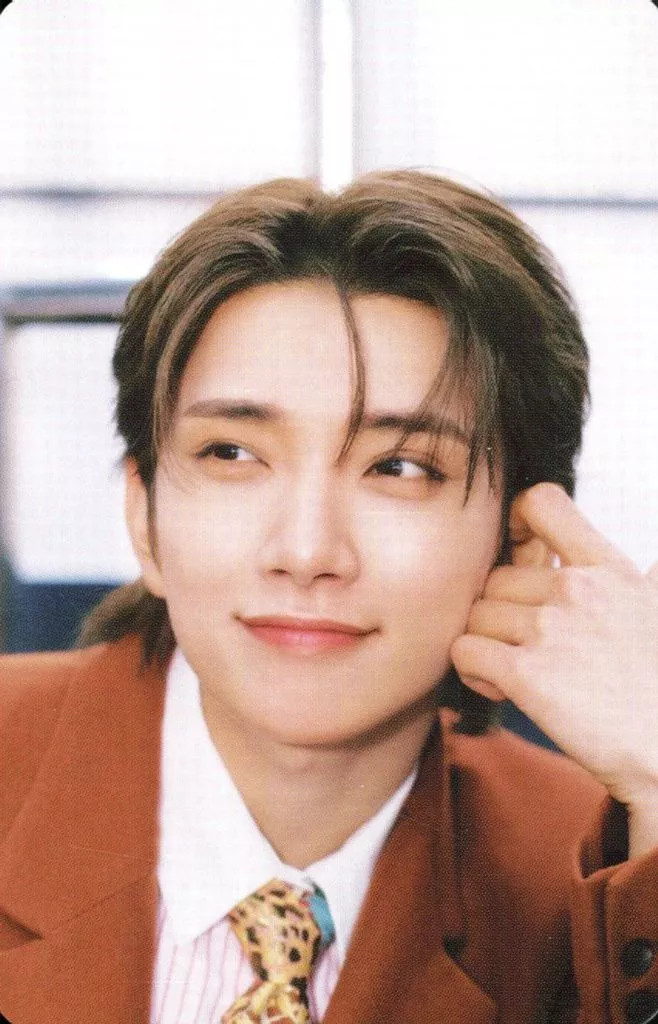 Joshua SEVENTEEN photocard - SPILL THE FEELS Booklet (Random Member set)
