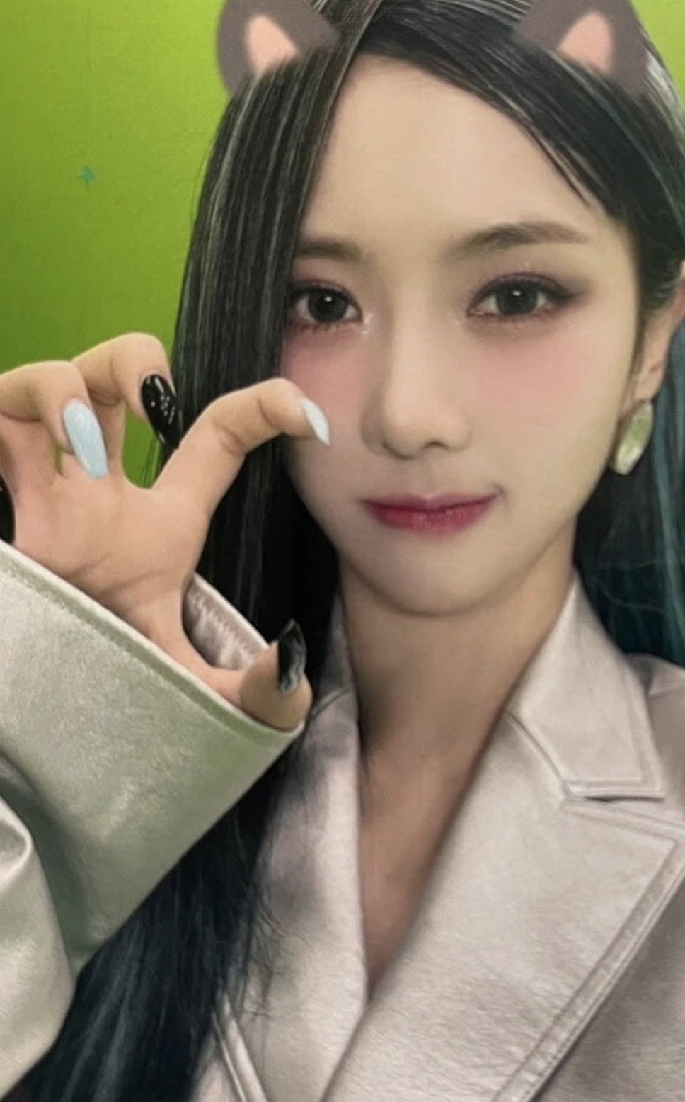 Yoohyeon Dreamcatcher photocard from Preorder